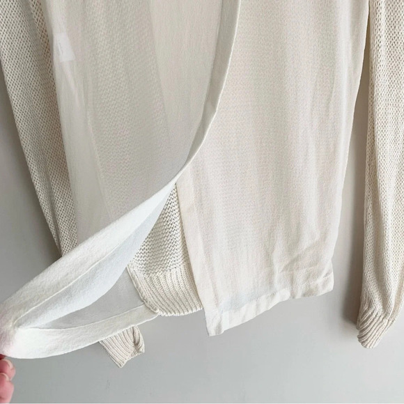 Aritzia Babaton Sweater Knit Silk Split Open Back Cream Long sleeve Size XS - Picture 10 of 12